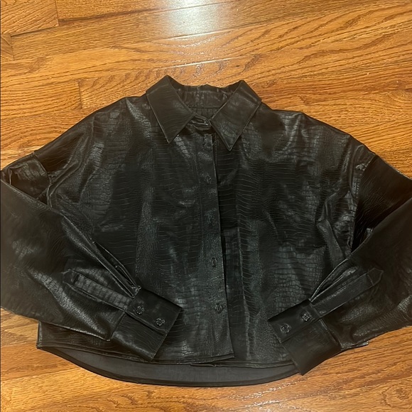 Favorite Daughter THE CROP EX-BOYFRIEND SHIRT - oversized faux leather - Picture 3 of 5